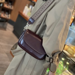 TRUST-U Soft leather women’s bag crossbody bag women 2024 new underarm bag niche high-grade sense large capacity commuter bag