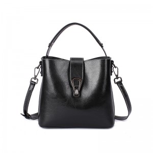 TRUST-U Soft leather women’s bag crossbody bag women 2024 new underarm bag niche high-grade sense large capacity commuter bag